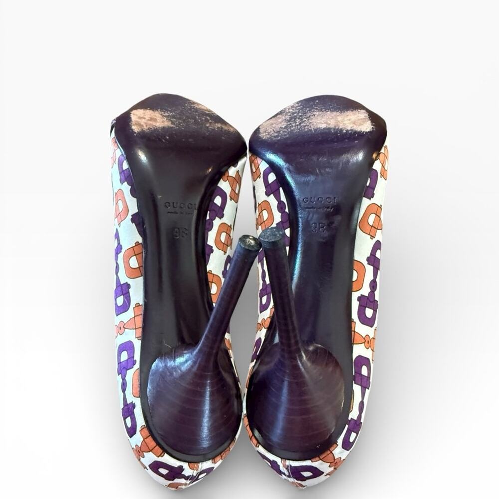 Gucci Crystal Embellished Horsebit Satin Open Toe Pumps Karung Print Size 9 - Picture 12 of 15